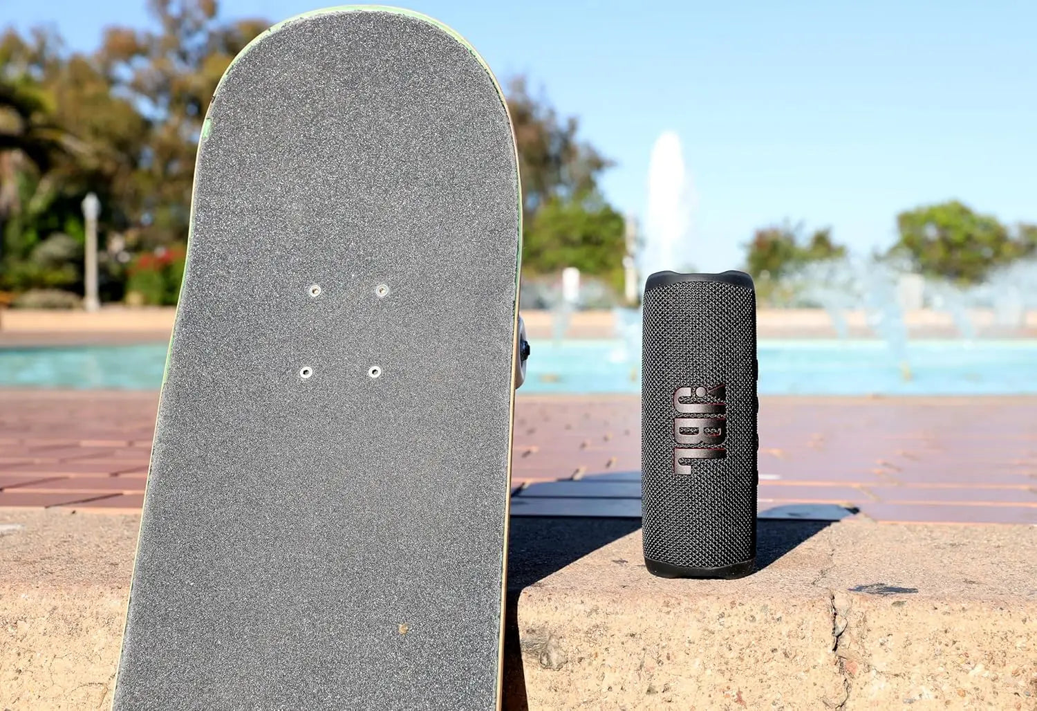 JBL Flip 6 Portable Bluetooth Speaker – Waterproof IPX7, Powerful Bass, Outdoor & Beach Speaker